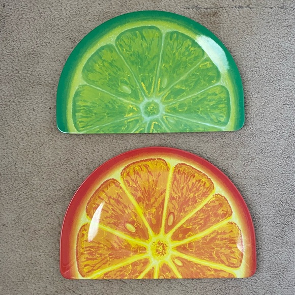 NWOT | Hobby Lobby | BUNDLE OF TWO | Lime | Plastic Party Plates | Kitchen - Picture 2 of 10